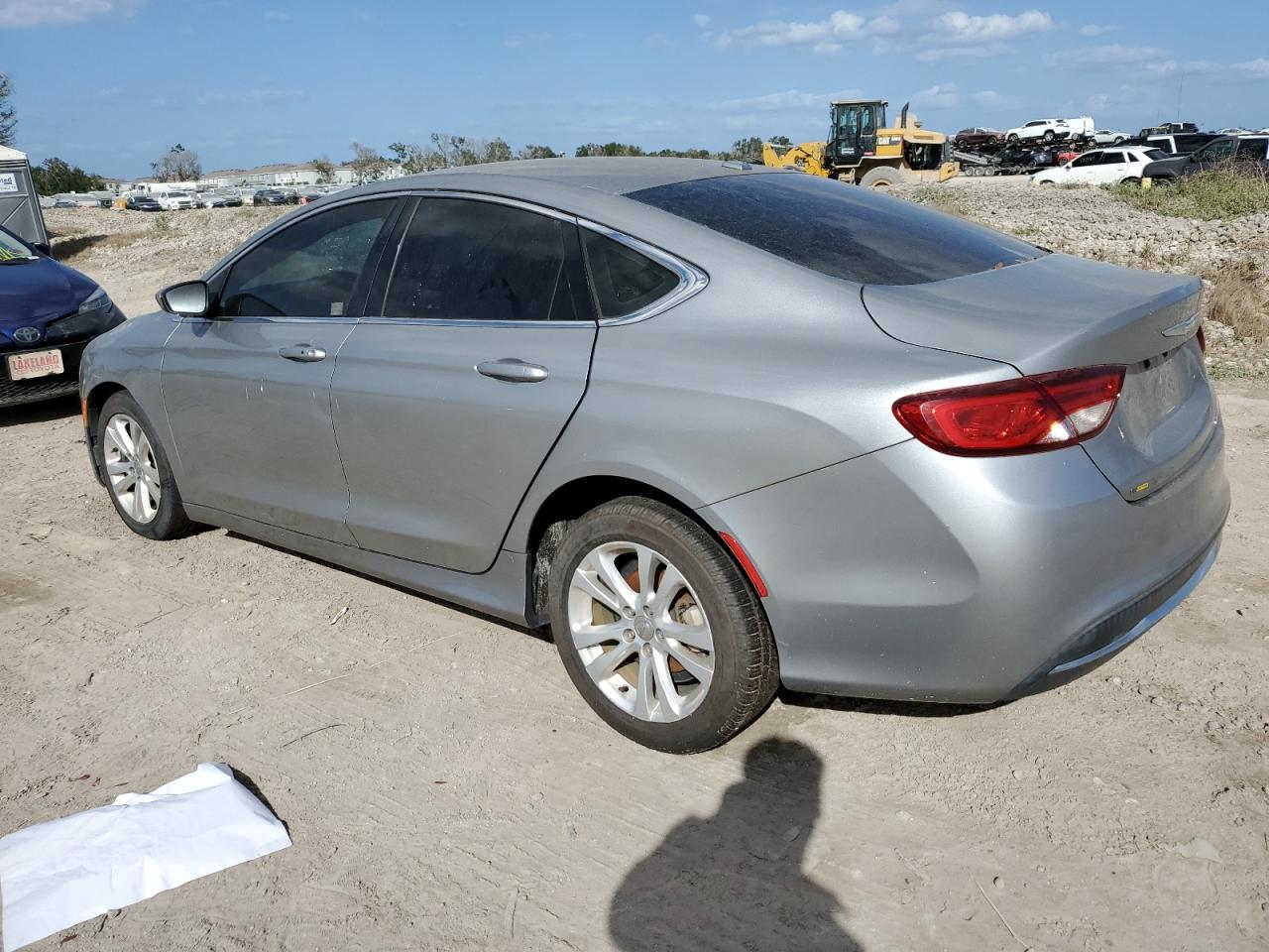 2015 Chrysler 200 - Image 2