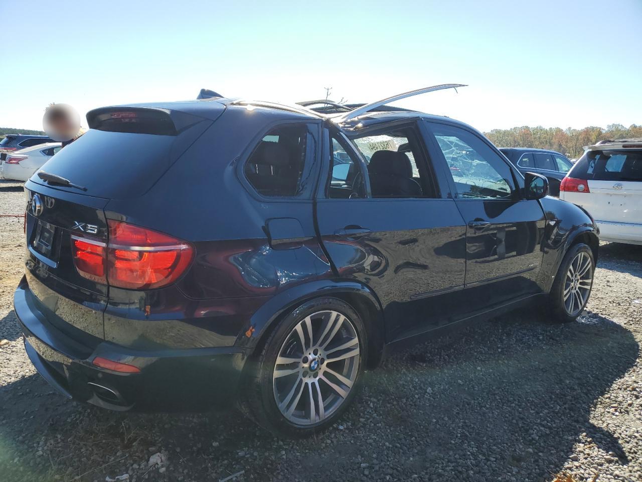 VIN 5UXZV8C50D0C15688 2013 BMW X5 no.3