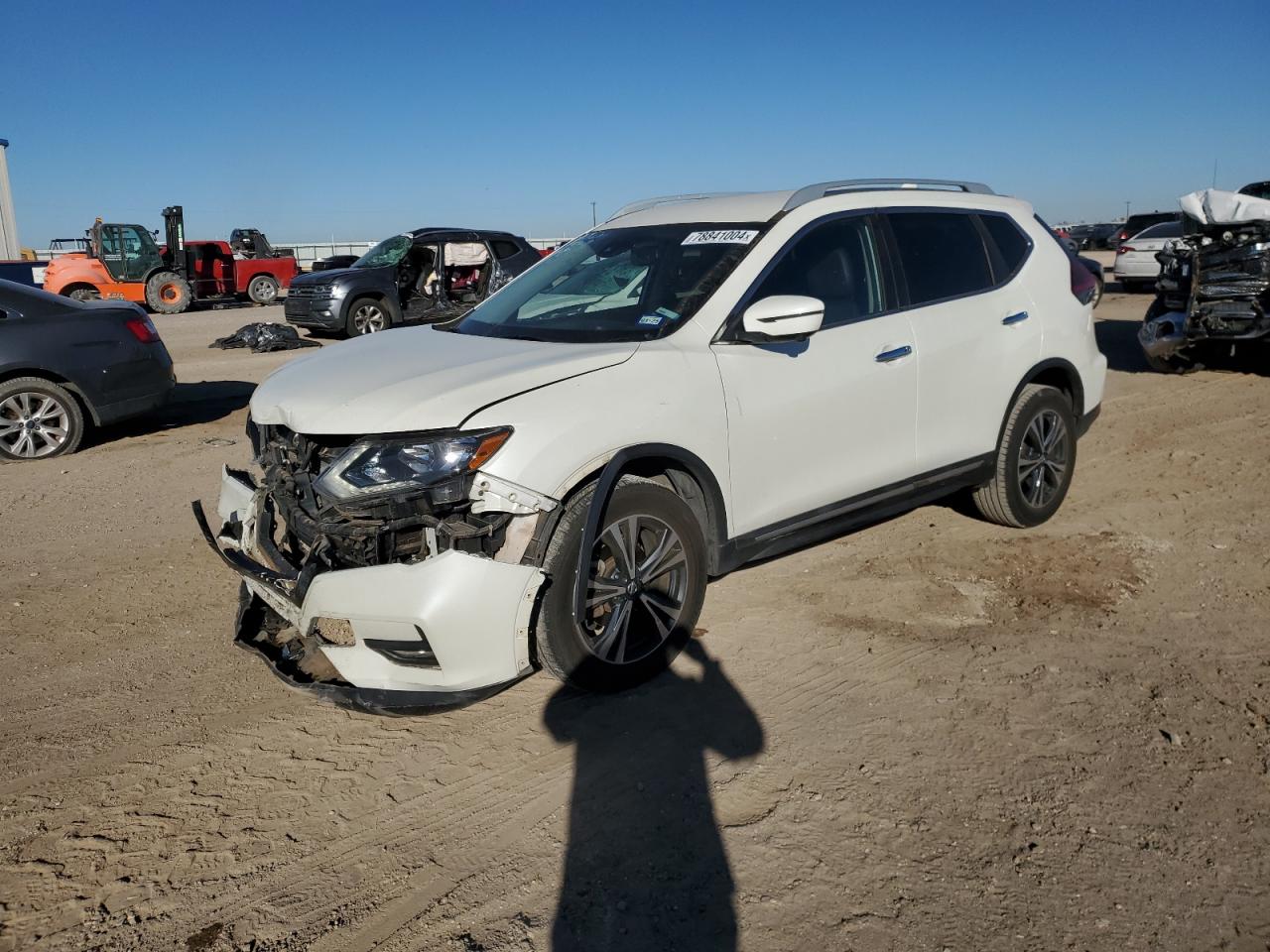 2018 Nissan Rogue - Image 1