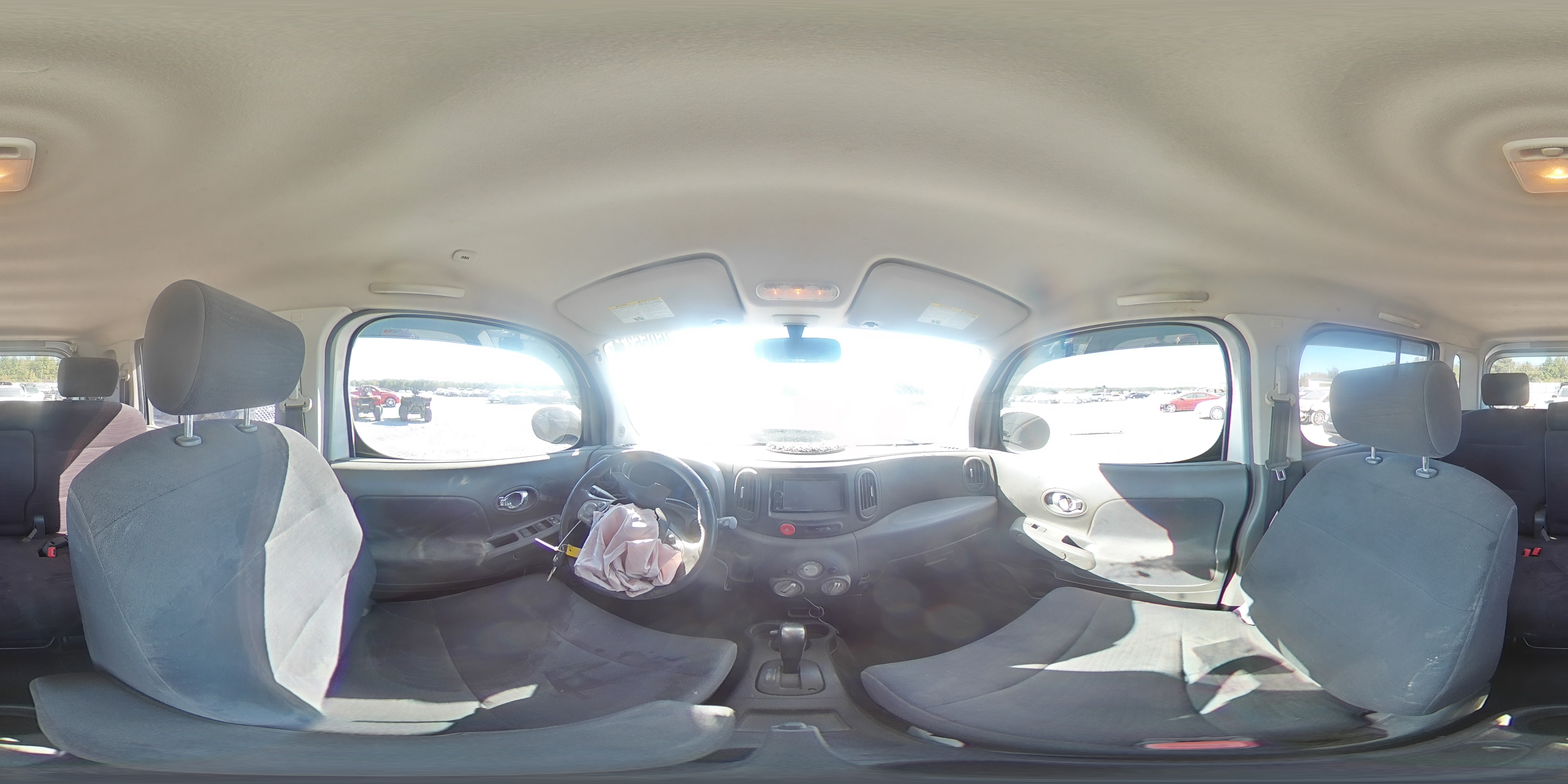 2011 Nissan Cube - Image 14