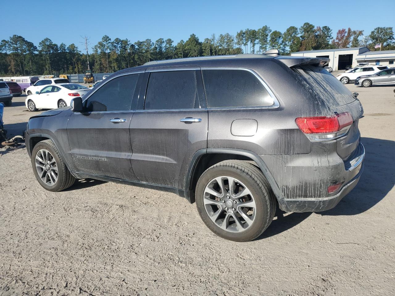 2018 Jeep Grand Cherokee - Image 2