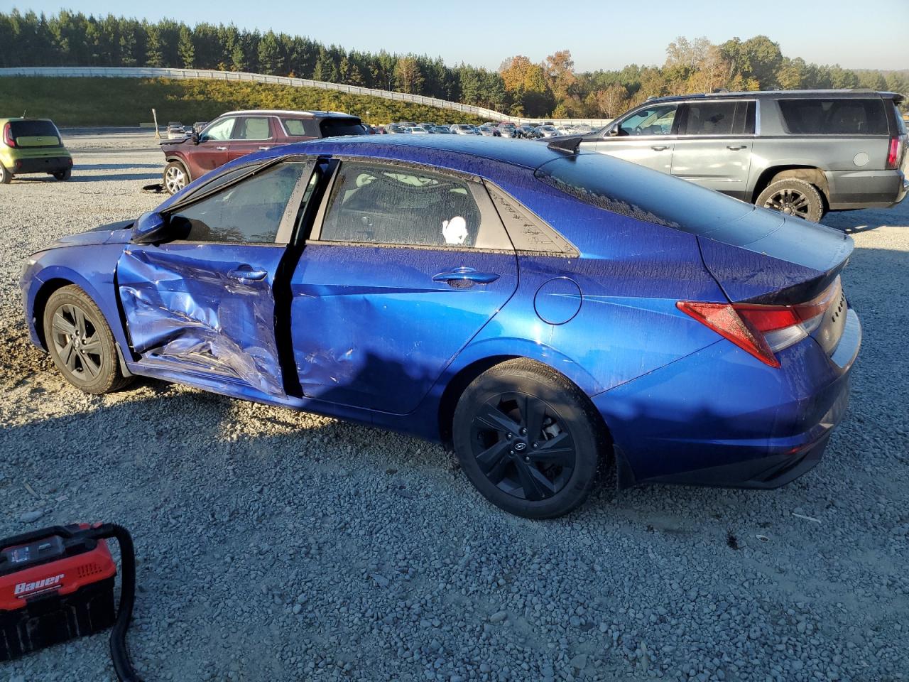 2022 Hyundai Elantra - Image 2