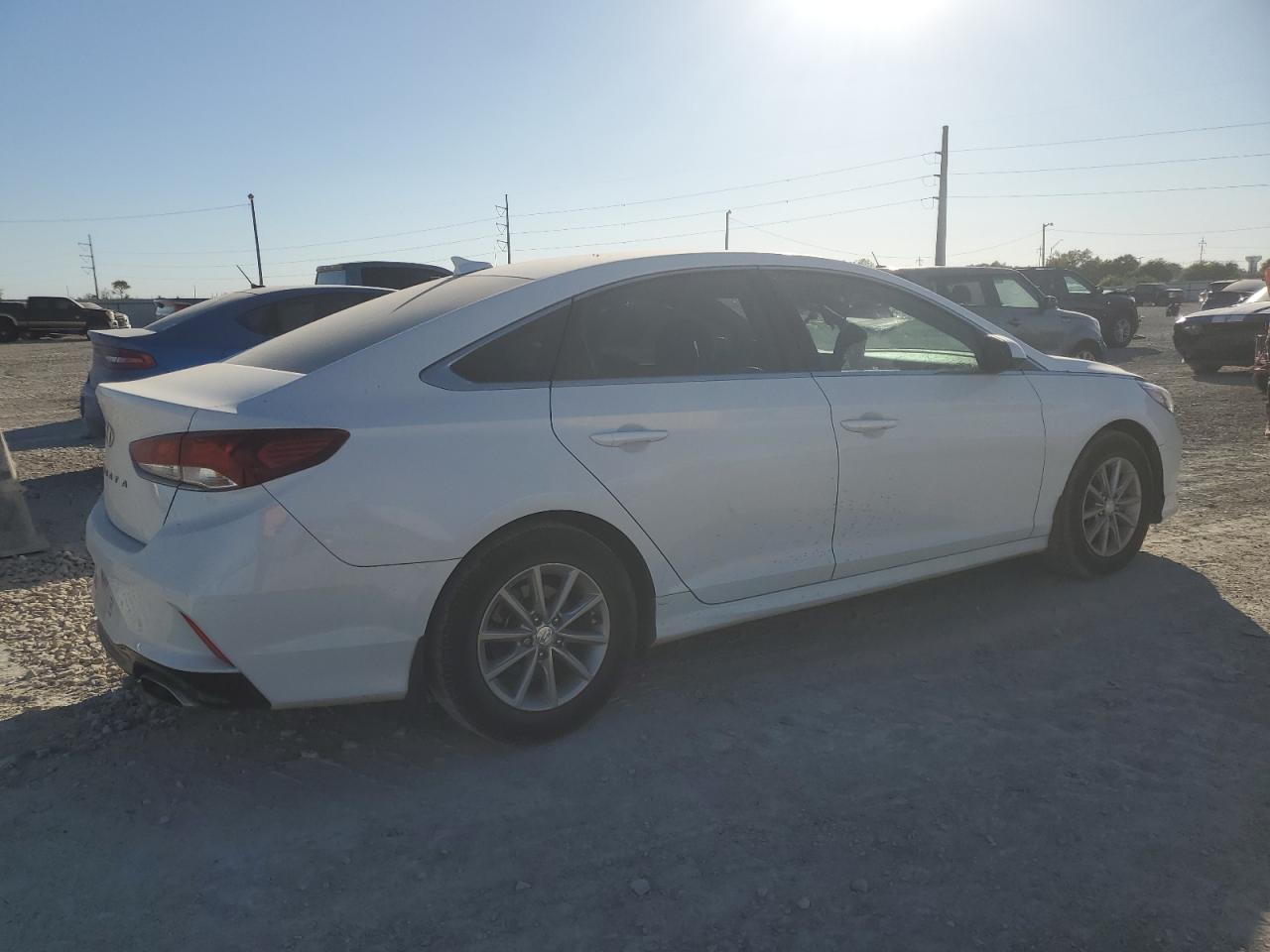 2018 Hyundai Sonata - Image 3