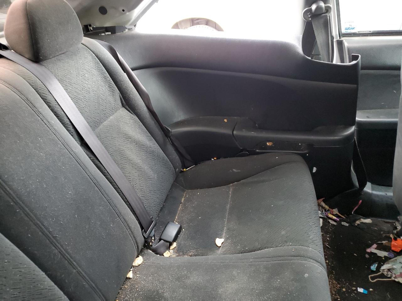 2005 Honda Civic - Image 10