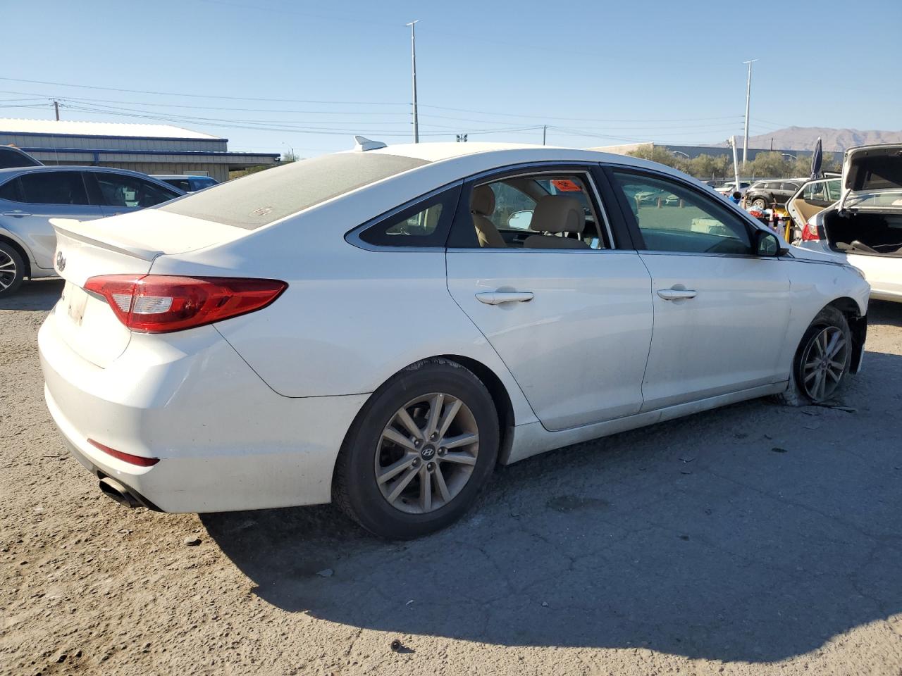 2017 Hyundai Sonata Se VIN: 5NPE24AF0HH569360 Lot: 76308144