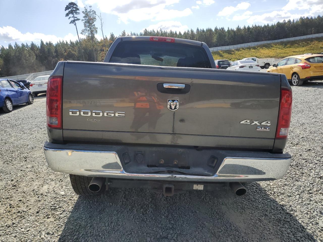 2004 Dodge RAM - Image 6