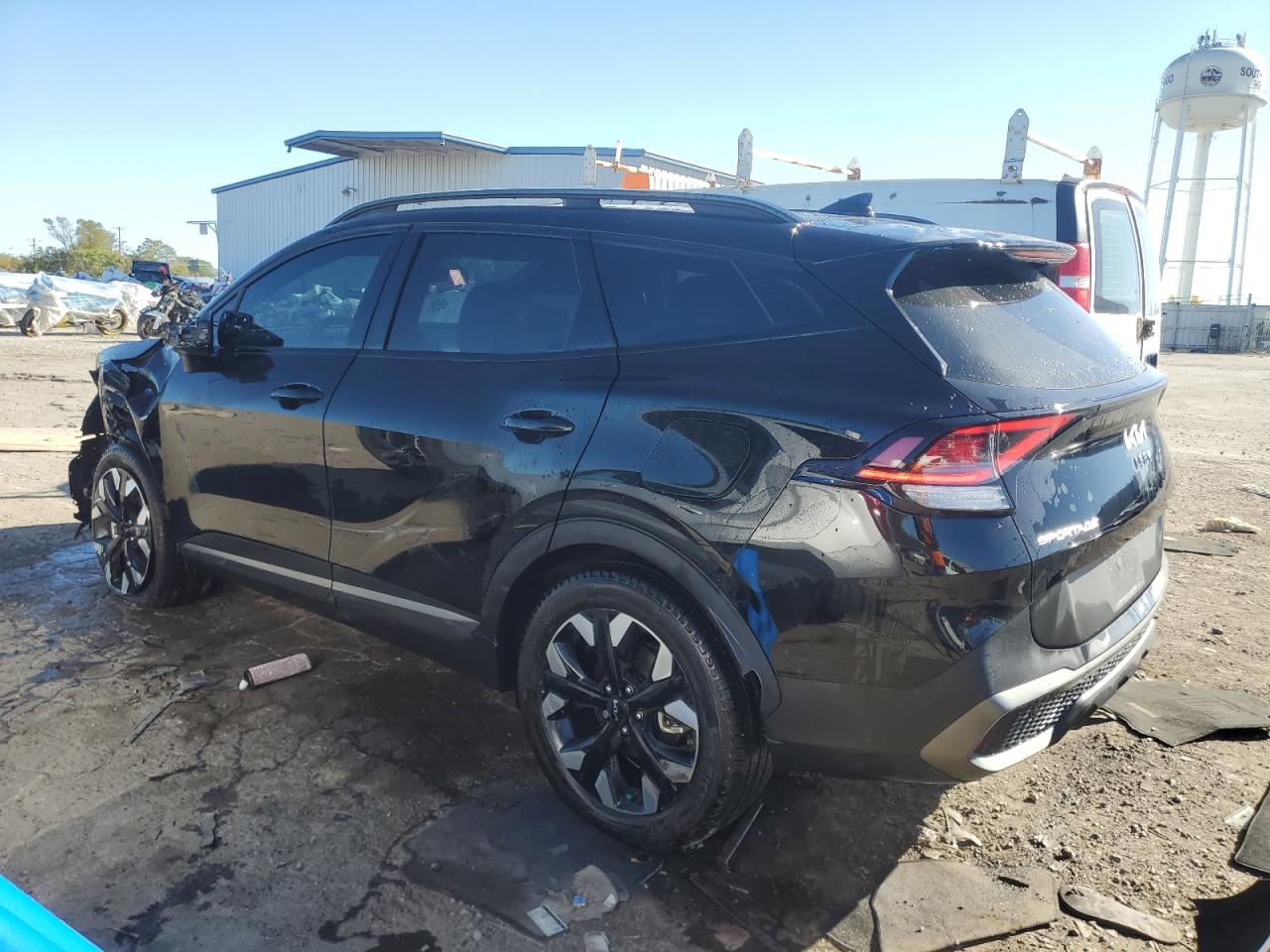 2023 Kia Sportage - Image 2