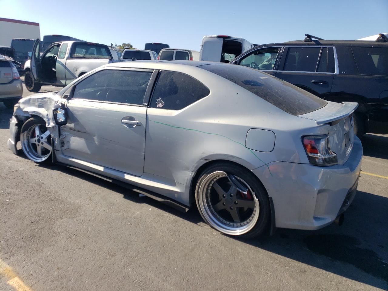 JTKJF5C70E3068497 2014 Toyota Scion Tc