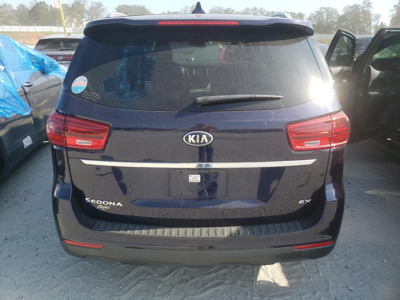 2019 Kia Sedona Lx VIN: KNDMB5C12K6557148 Lot: 74716504