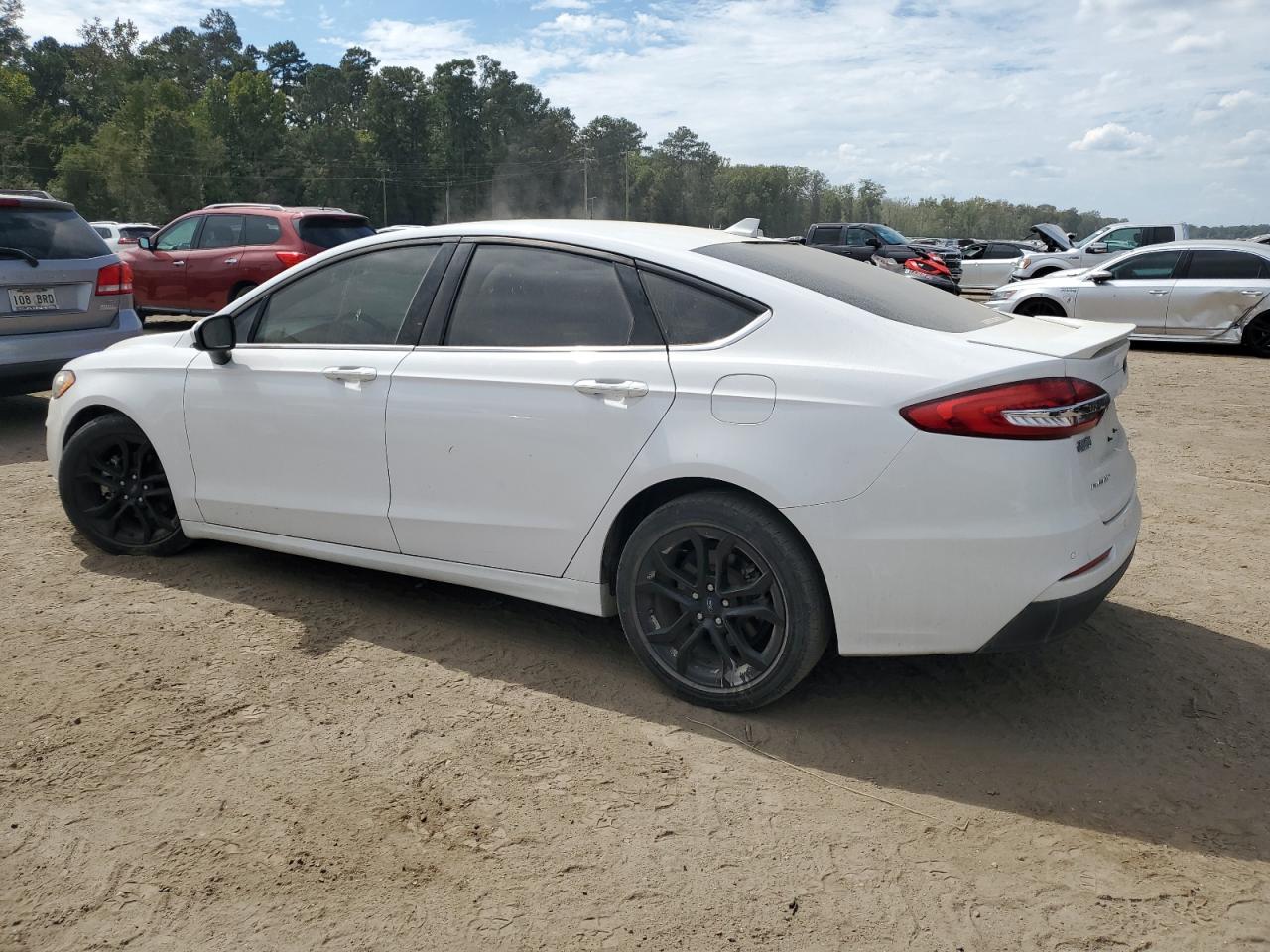 3FA6P0HD7LR160898 2020 FORD FUSION - Image 2