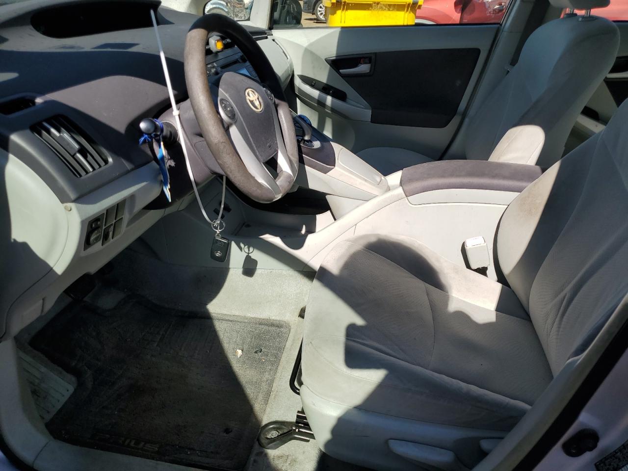 2011 Toyota Prius - Image 7