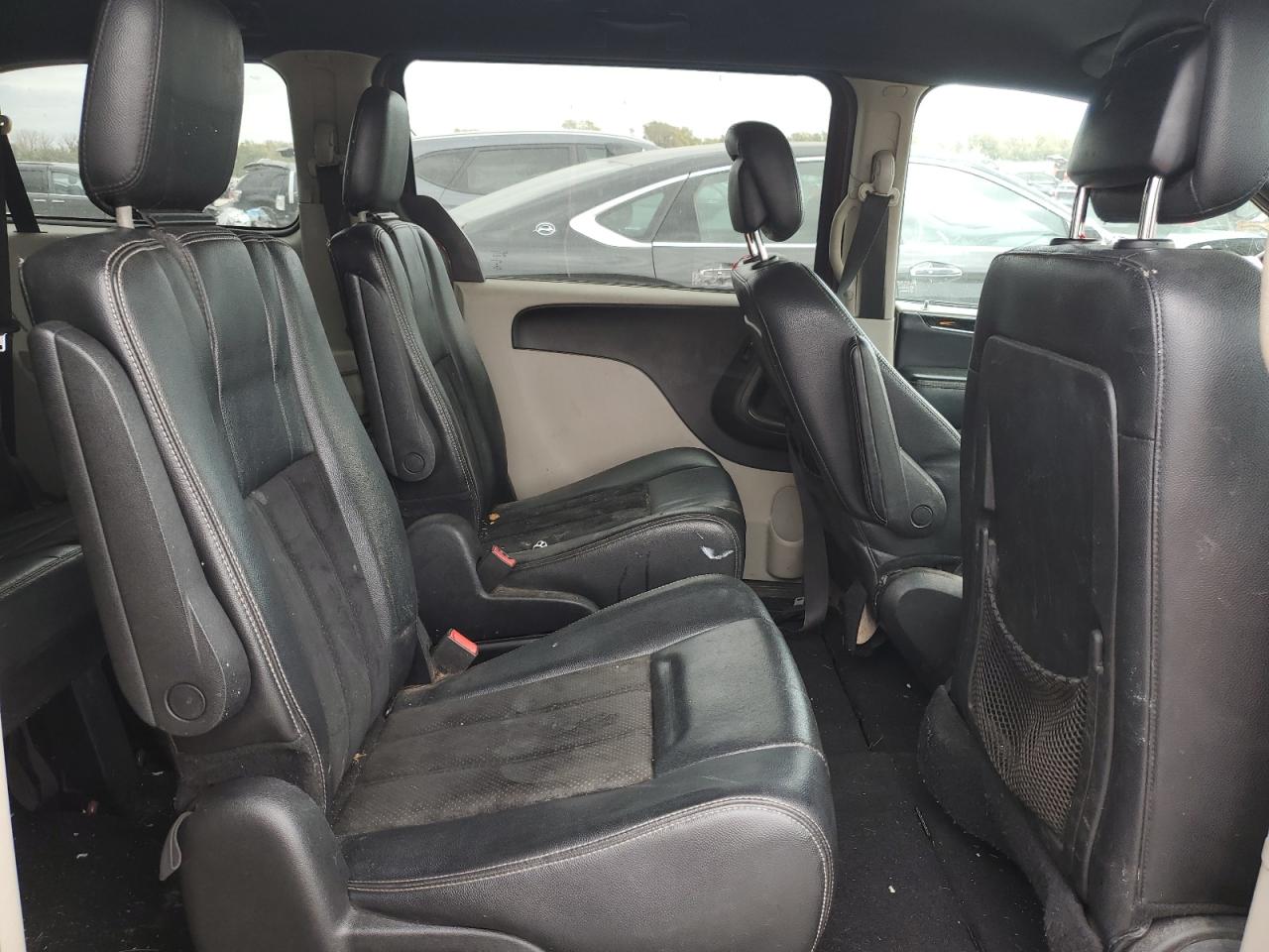 2014 Dodge Grand Caravan Sxt VIN: 2C4RDGCG8ER268045 Lot: 77013214