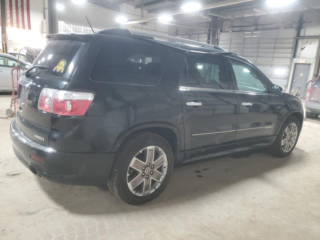 2012 GMC Acadia - Image 3