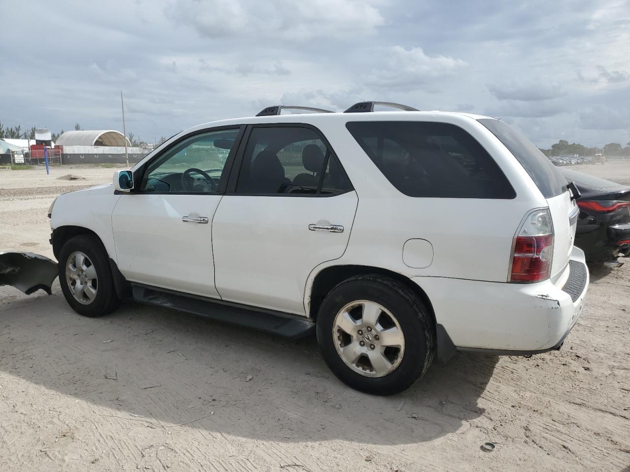 2005 Acura MDX - Image 2