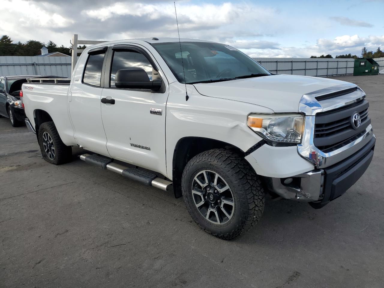 VIN 5TFUY5F18EX342561 2014 TOYOTA TUNDRA no.4