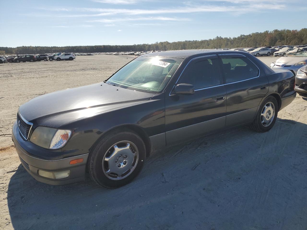2000 Lexus LS - Image 1