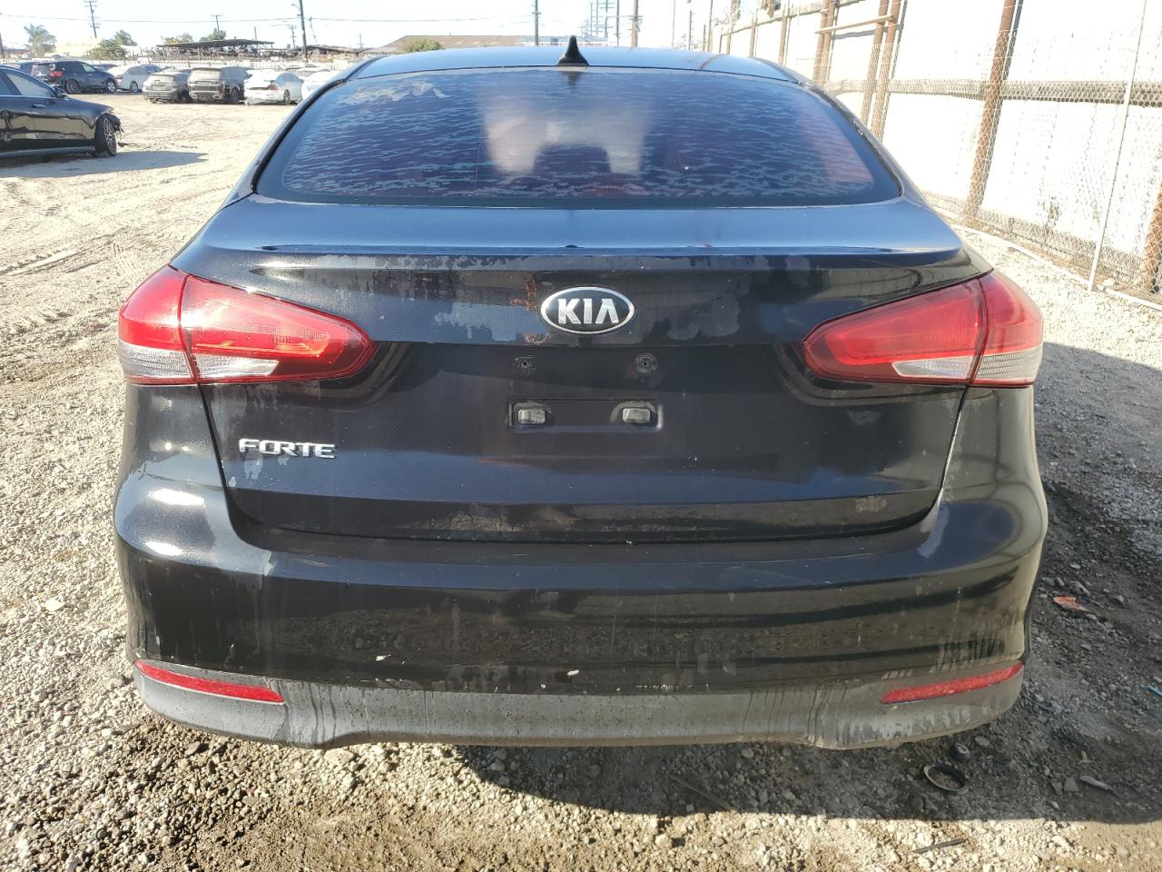 VIN 3KPFK4A7XJE251575 2018 KIA FORTE no.6