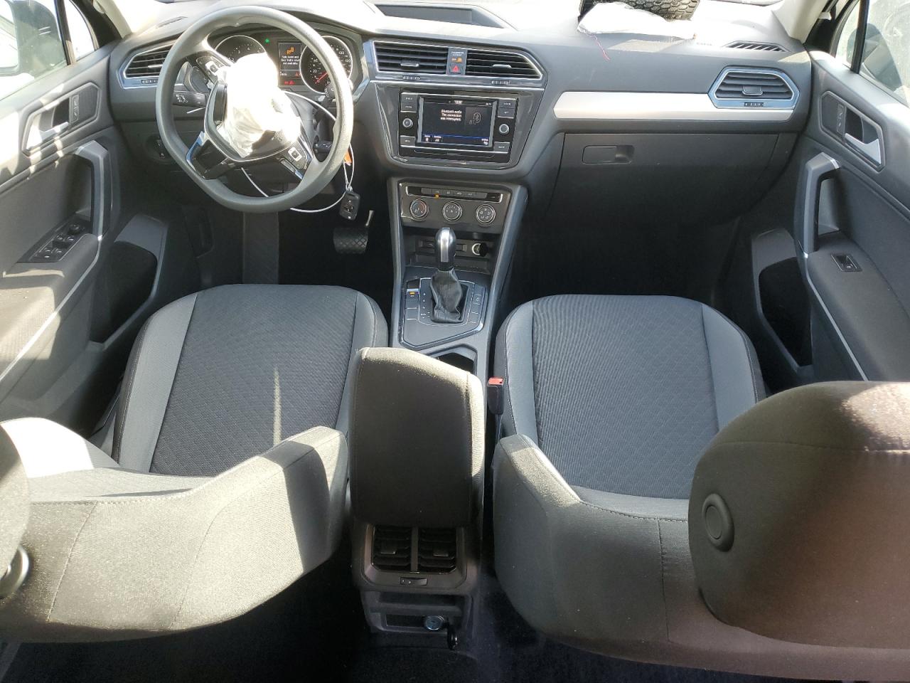 2020 Volkswagen Tiguan - Image 8