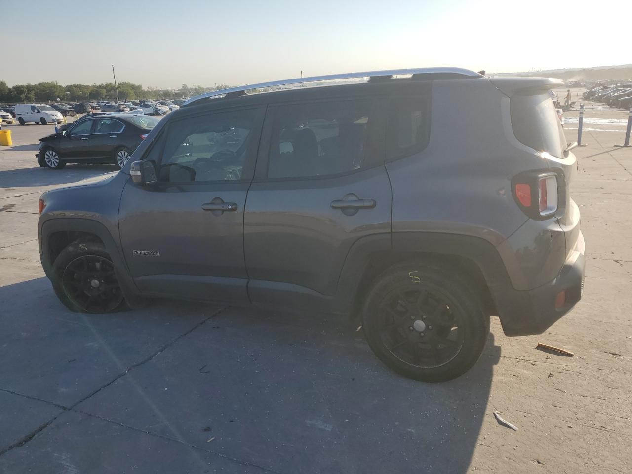 ZACCJADB7JPJ12170 2018 Jeep Renegade Limited