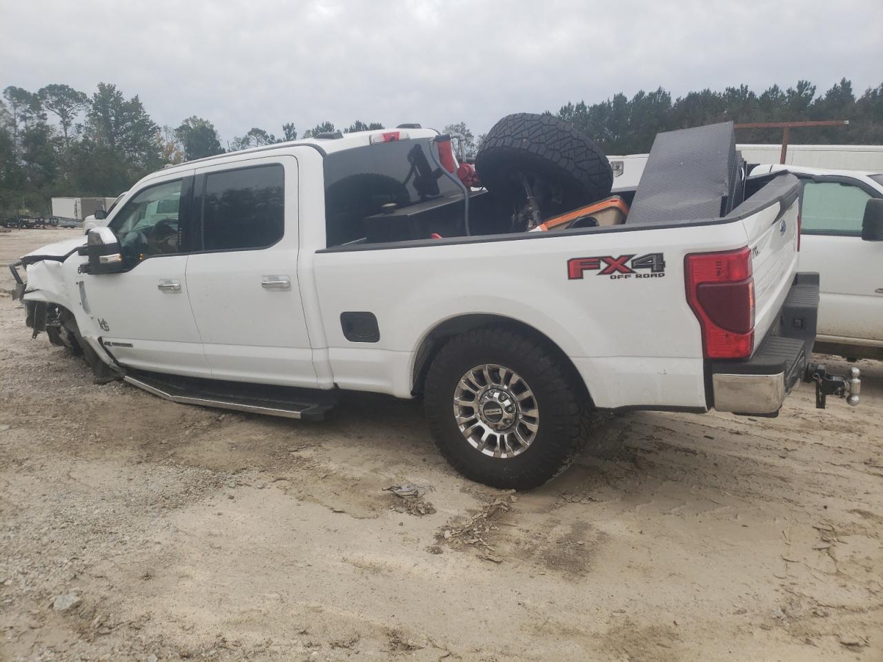 2022 Ford F250 - Image 2