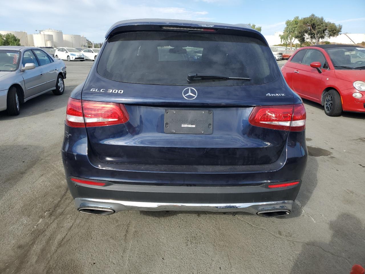 WDC0G4KB2KV123235 2019 Mercedes-Benz Glc 300 4Matic