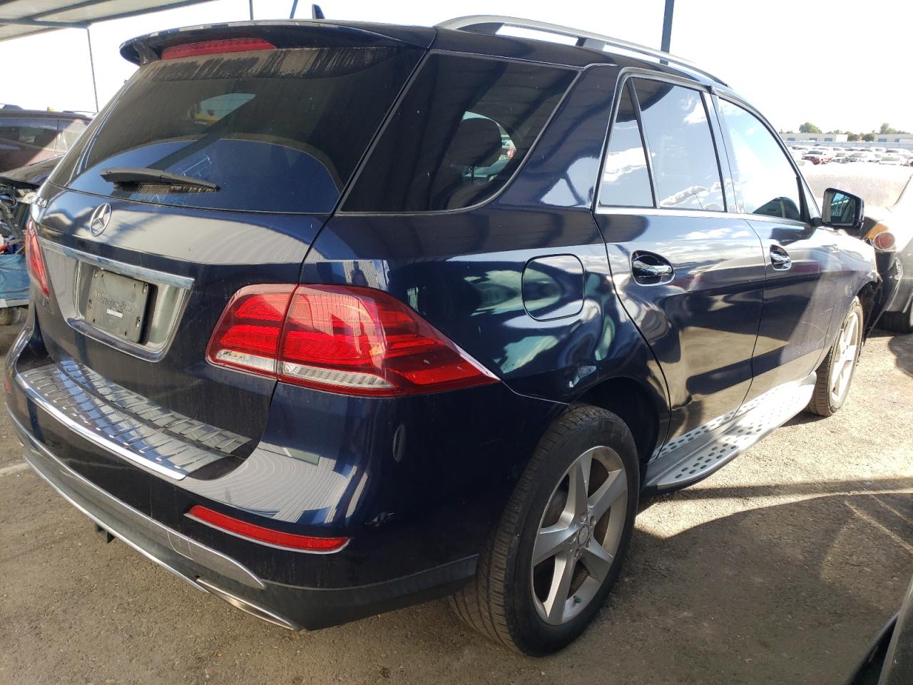 VIN 4JGDA5JB5GA788057 2016 MERCEDES-BENZ GLE-CLASS no.3