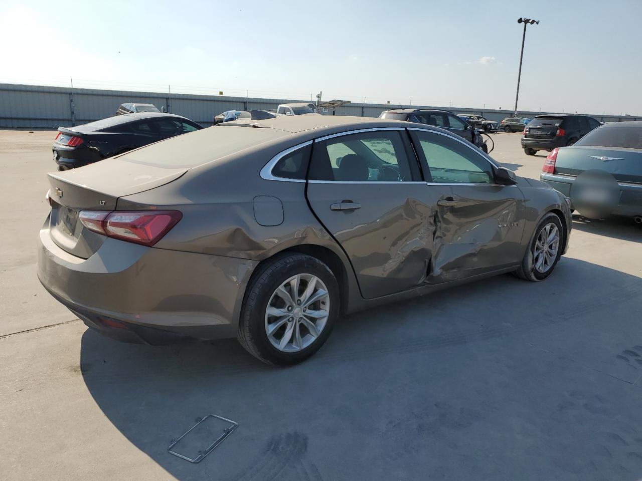 2020 Chevrolet Malibu - Image 3