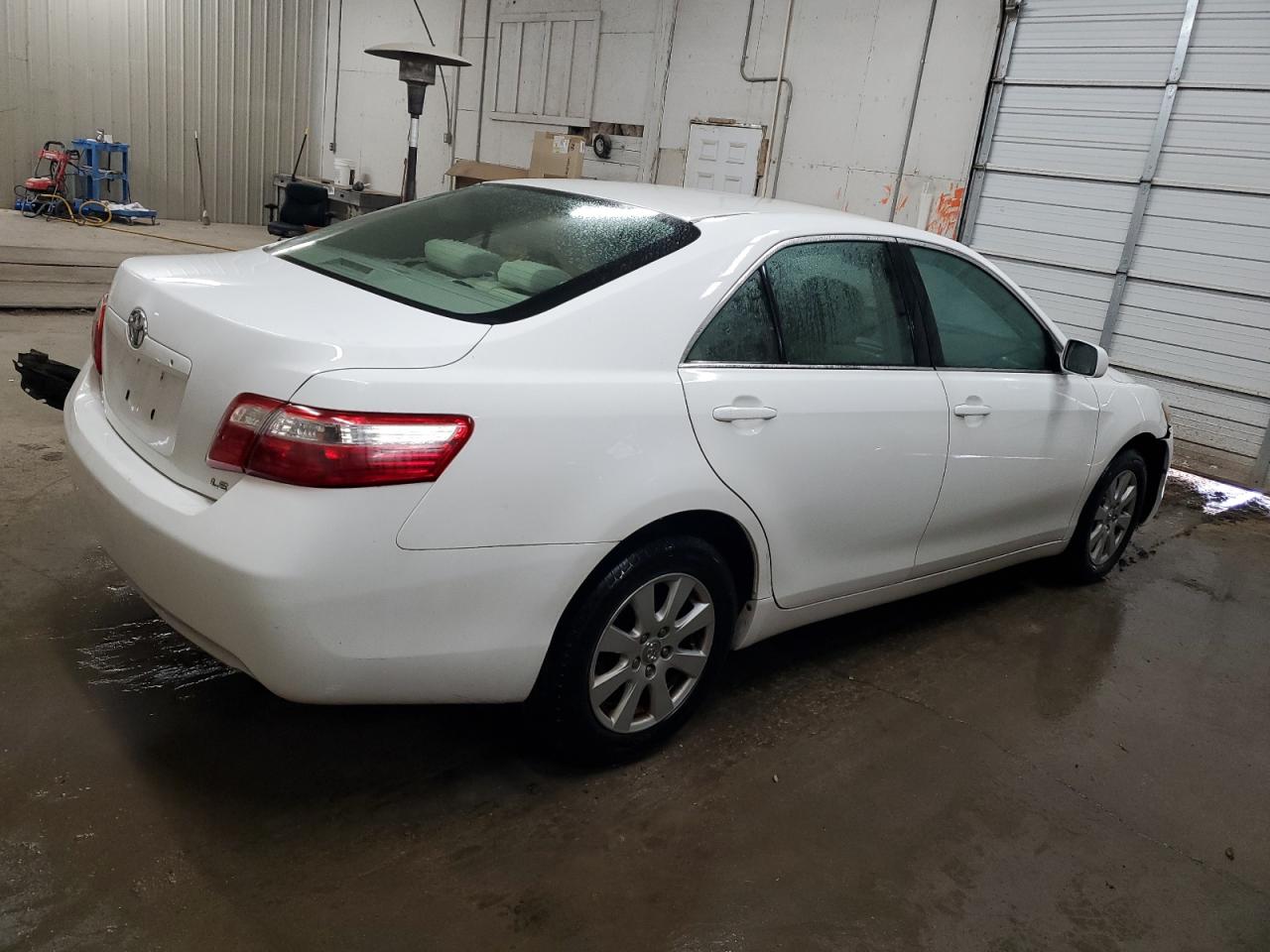 2009 Toyota Camry - Image 3