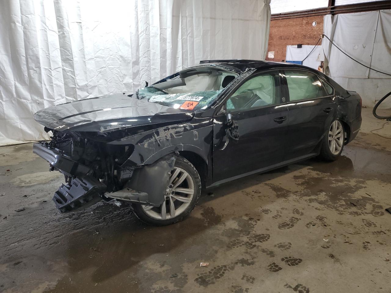 2019 Volkswagen Passat - Image 1