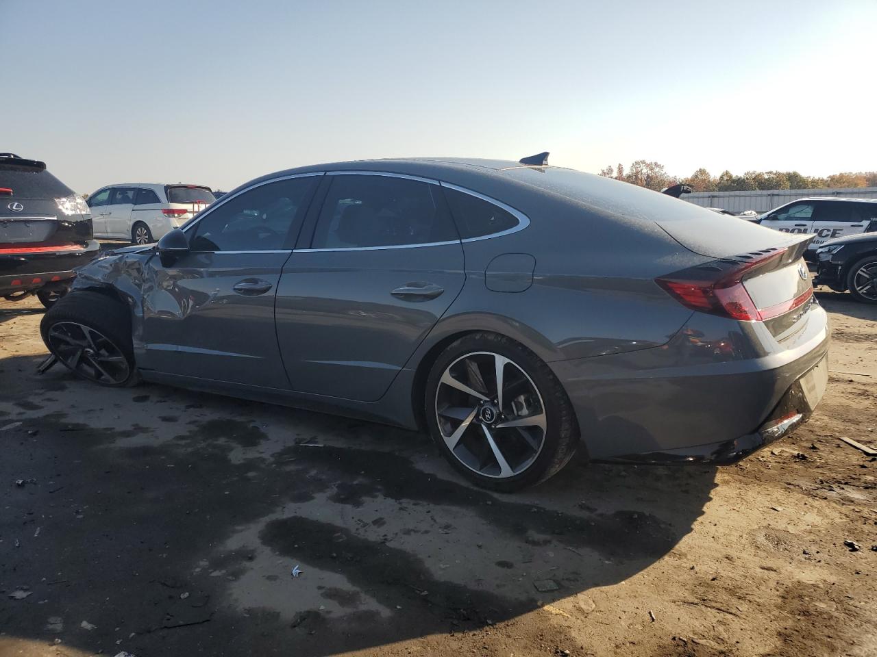 2023 Hyundai Sonata - Image 2
