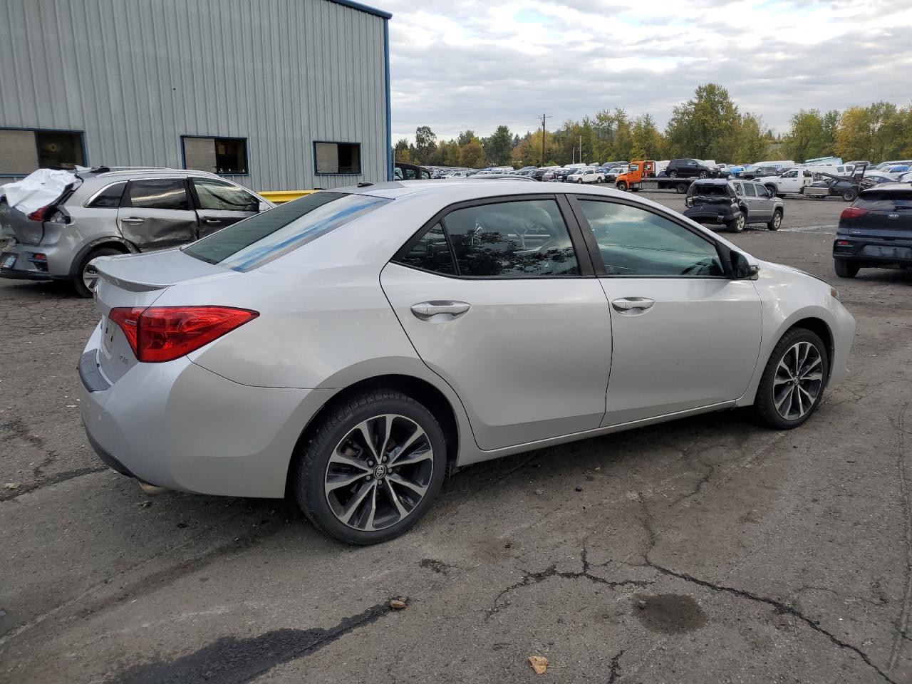 VIN 5YFBURHEXHP652871 2017 TOYOTA COROLLA no.3