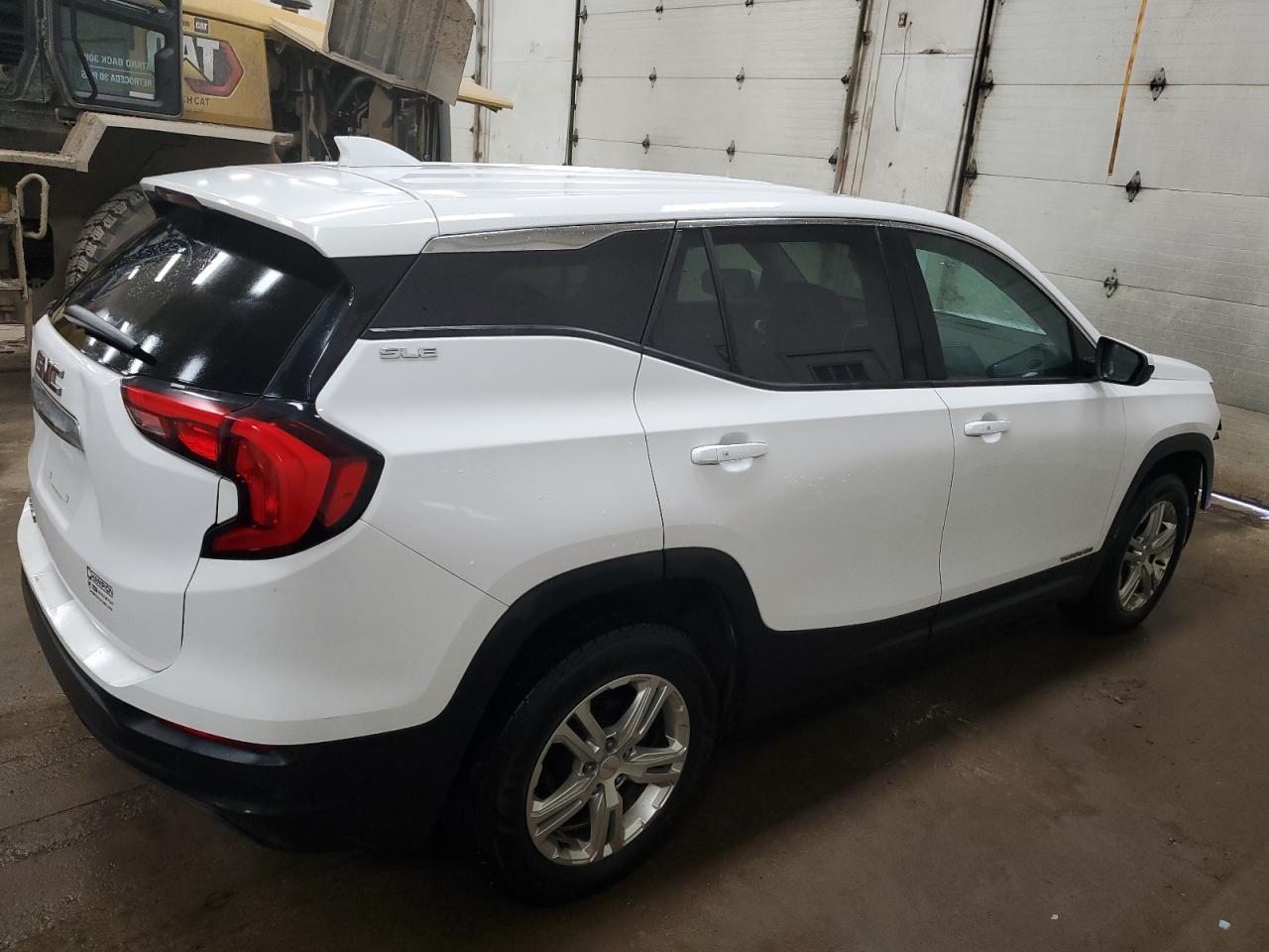 2018 GMC Terrain - Image 3