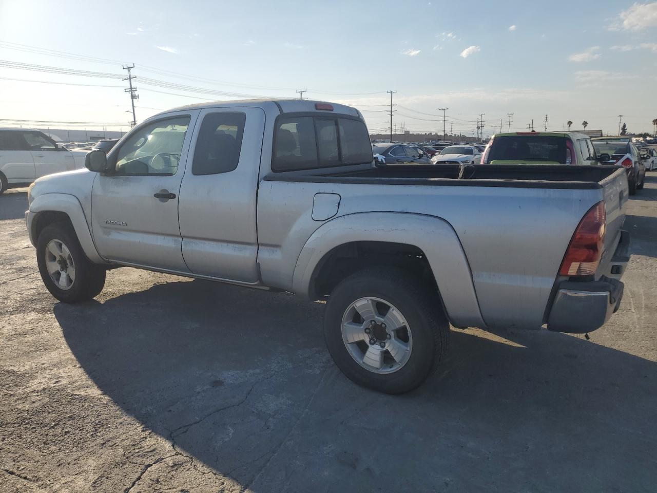 2006 Toyota Tacoma - Image 2