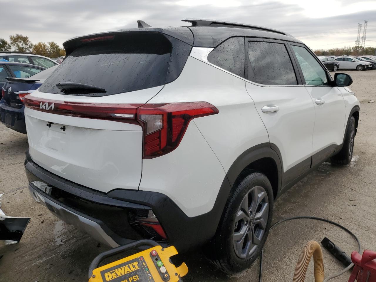 2024 Kia Seltos - Image 3