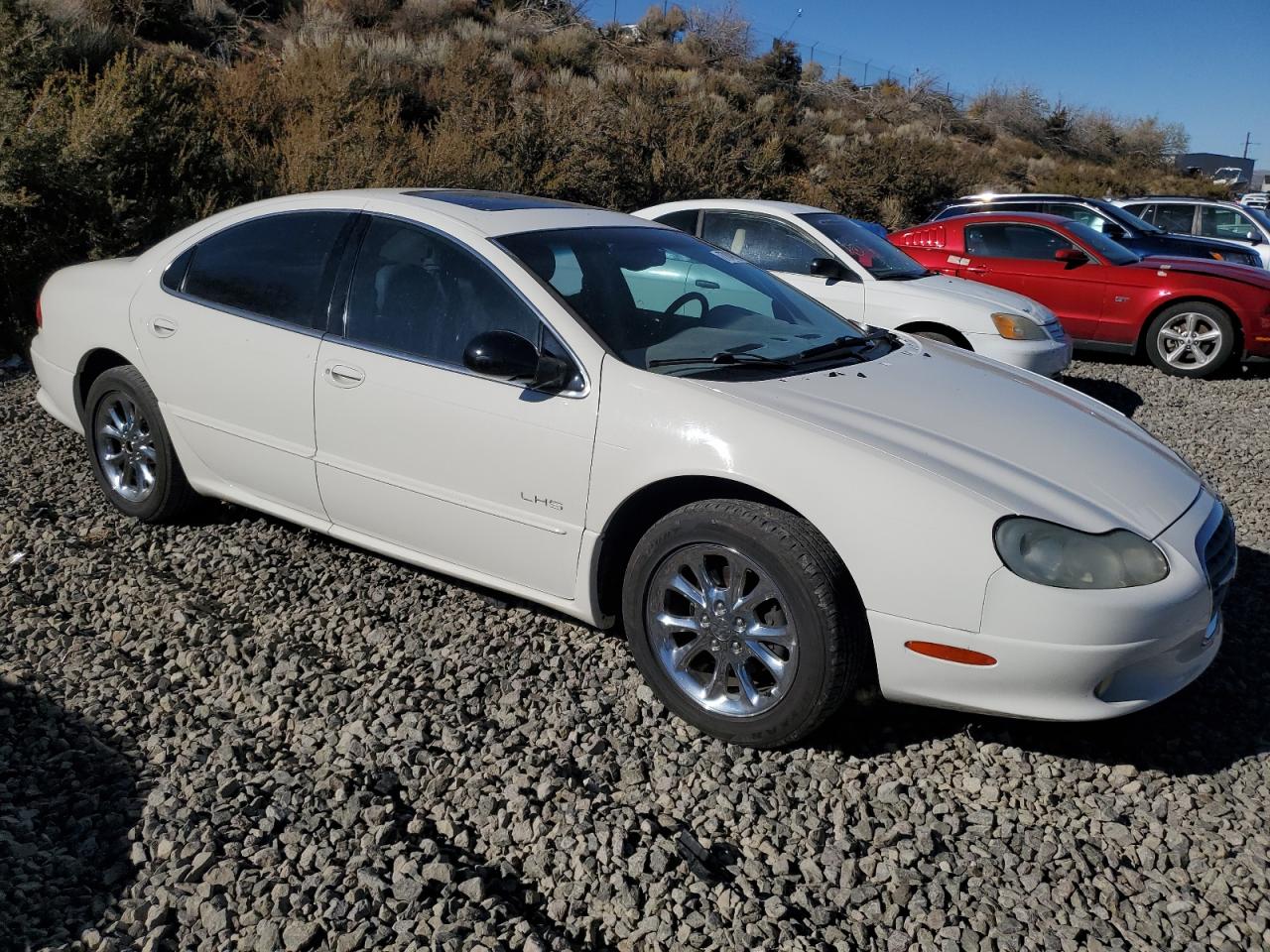 2001 Chrysler LHS - Image 4
