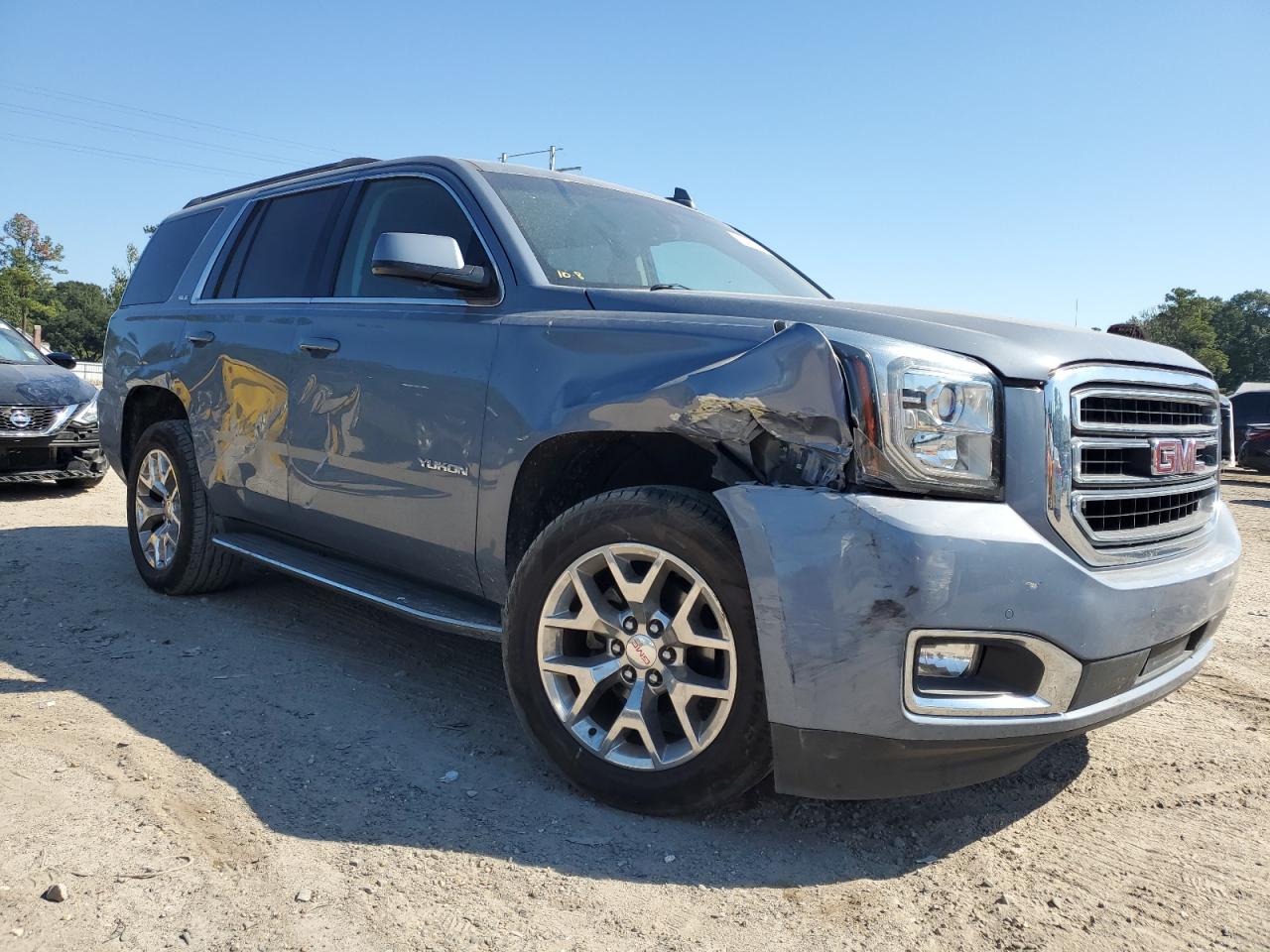 2015 GMC Yukon - Image 4