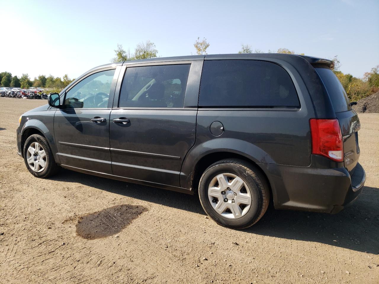 2012 Dodge Caravan - Image 2