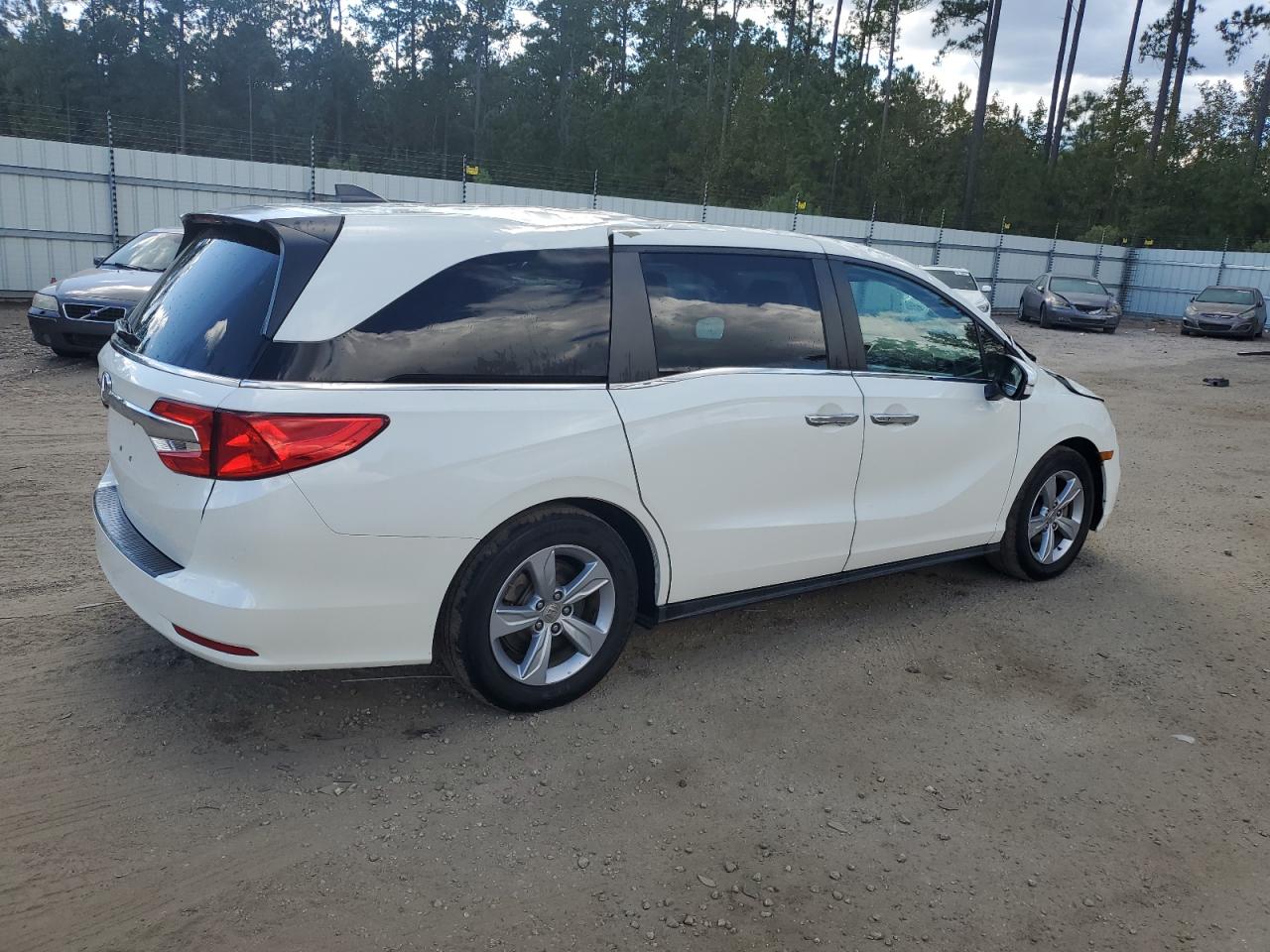 2018 Honda Odyssey Exl VIN: 5FNRL6H70JB089672 Lot: 75402574