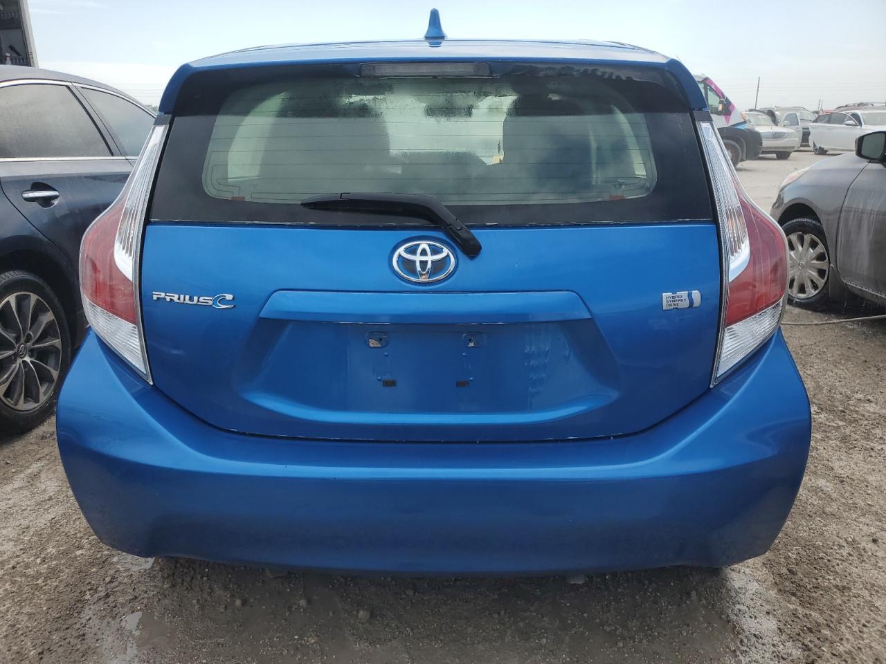 2016 Toyota Prius C VIN: JTDKDTB37G1120663 Lot: 76082394