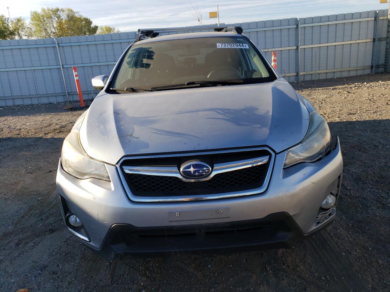 2017 Subaru XV - Image 5