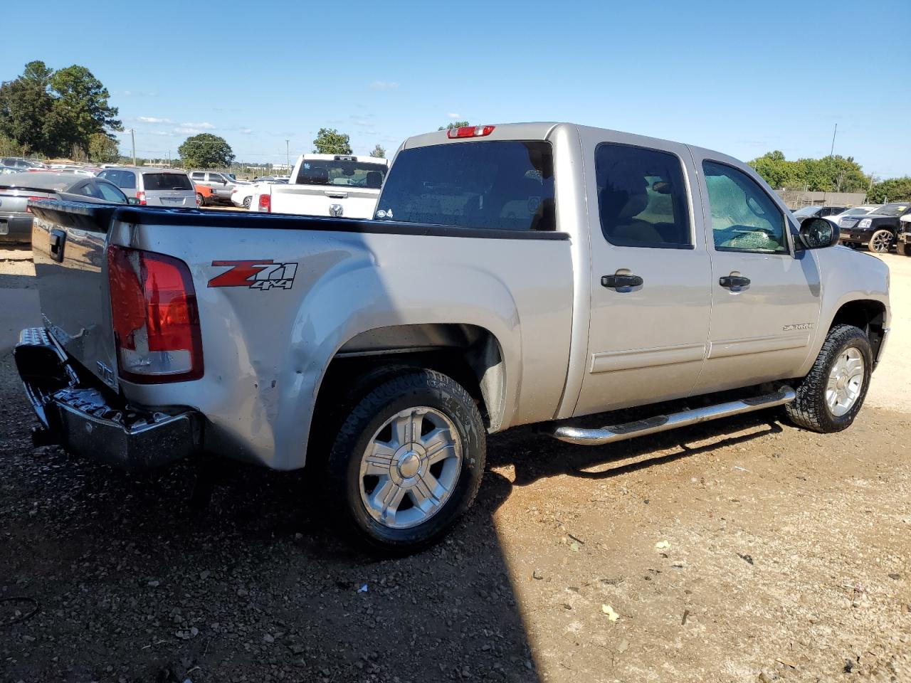 2007 GMC Sierra - Image 3