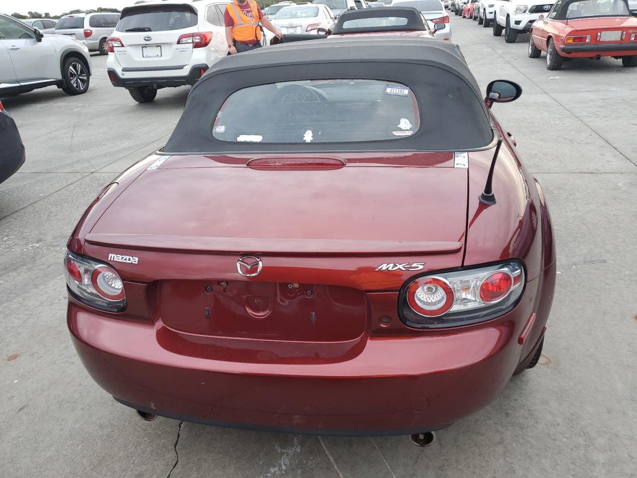 2006 Mazda Mx-5 Miata VIN: JM1NC25FX60107006 Lot: 74759194