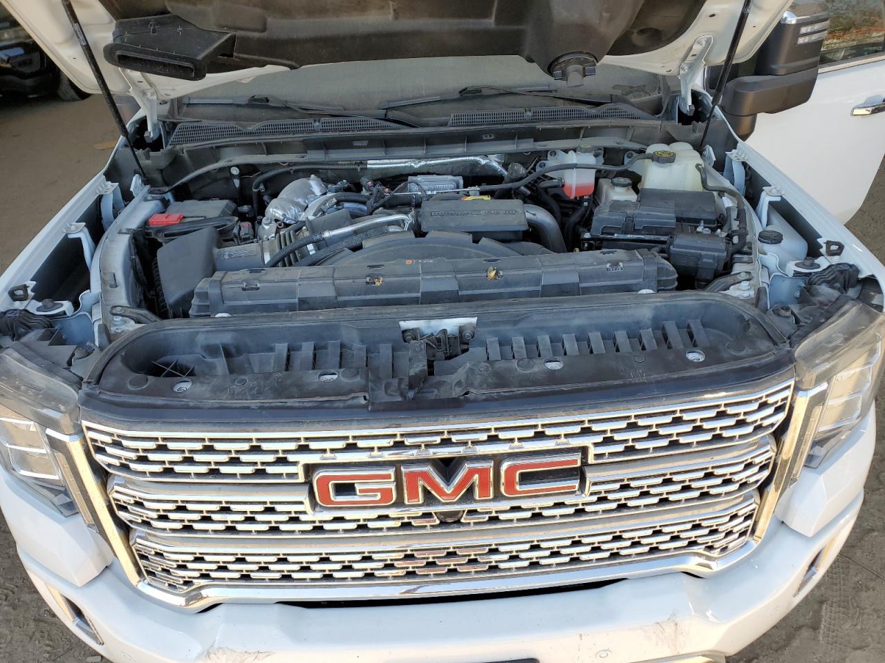 1GT49REY9NF104582 2022 GMC Sierra K2500 Denali