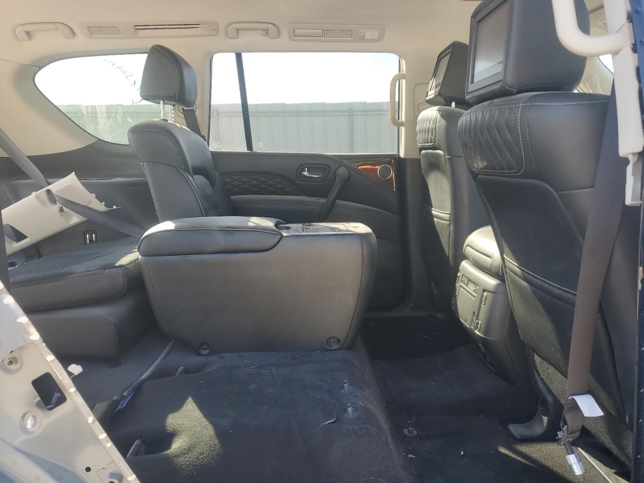 JN8AZ2NE8K9225375 2019 Infiniti Qx80 Luxe