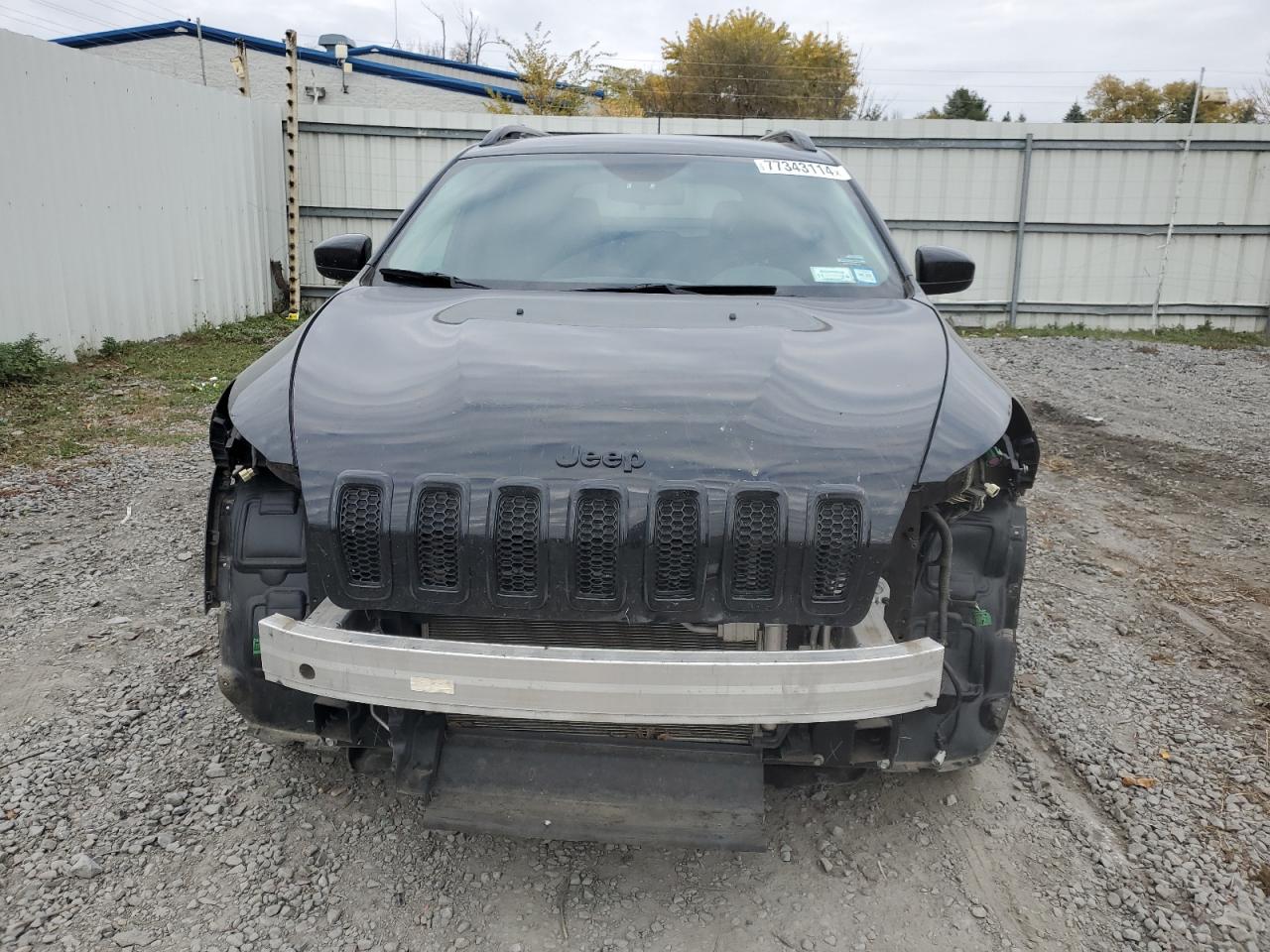 2018 Jeep Cherokee Latitude VIN: 1C4PJMCB4JD576247 Lot: 77343114