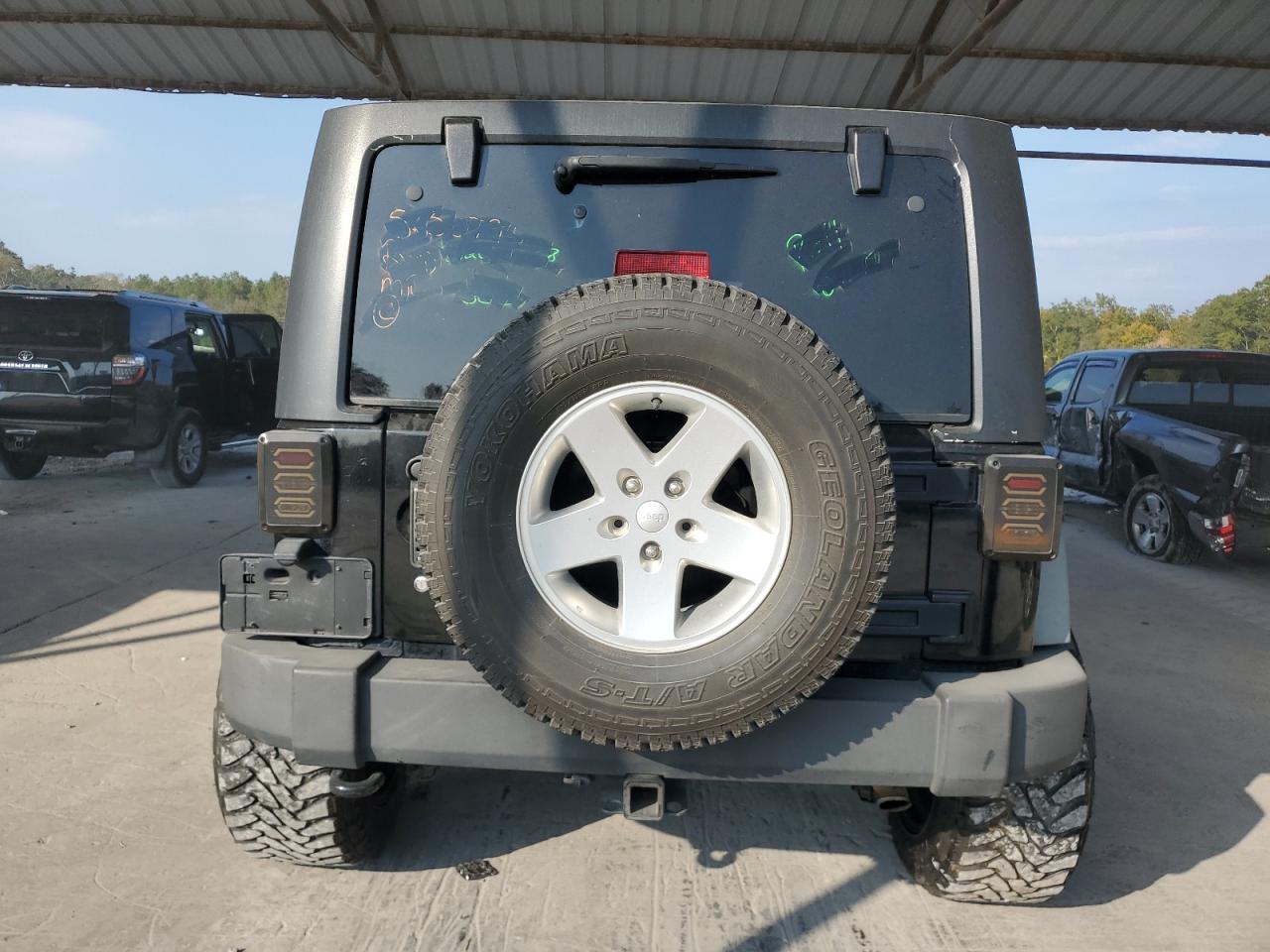 2011 Jeep Wrangler - Image 6