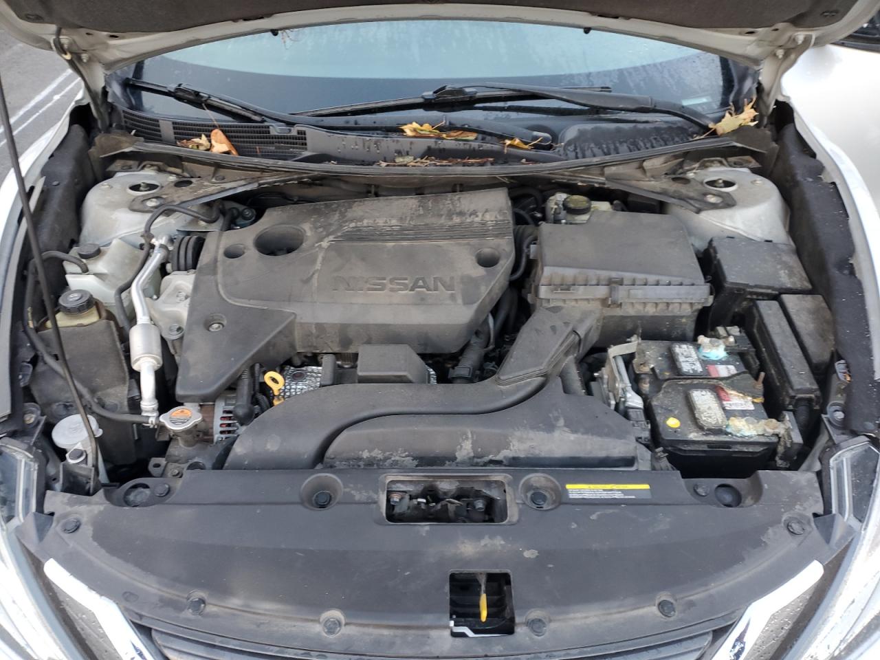 2016 Nissan Altima - Image 11