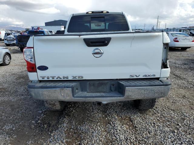  NISSAN TITAN 2017 White