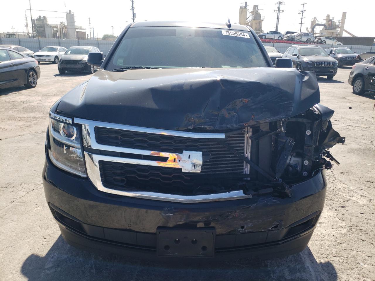 2016 Chevrolet Suburban - Image 5