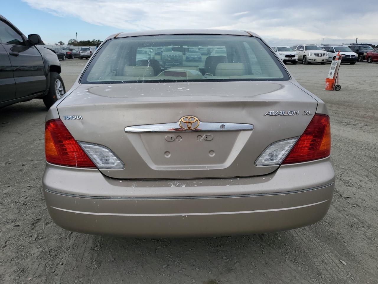 2000 Toyota Avalon Xl VIN: 4T1BF28B9YU022488 Lot: 76131574